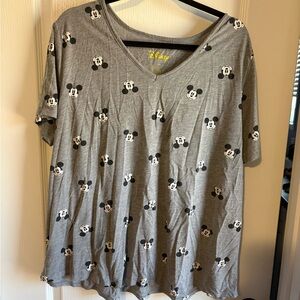 Disney Women's Gray Mickey Mouse Short Sleeve Tee